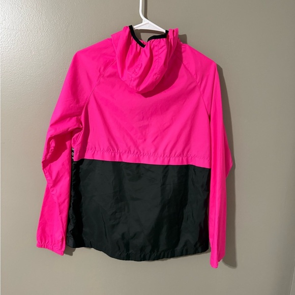 New Balance Pink and Black Women's Jacket - Picture 2 of 8